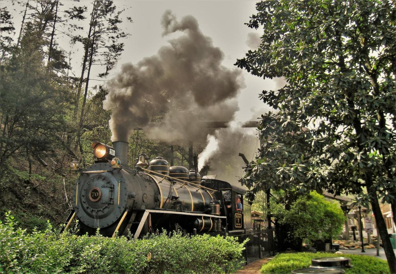 Hidden Memories, Hot Tub, 1089 Of Free Attraction Tickets For Each Paid Day, Dollywood And More Gatlinburg Exteriör bild